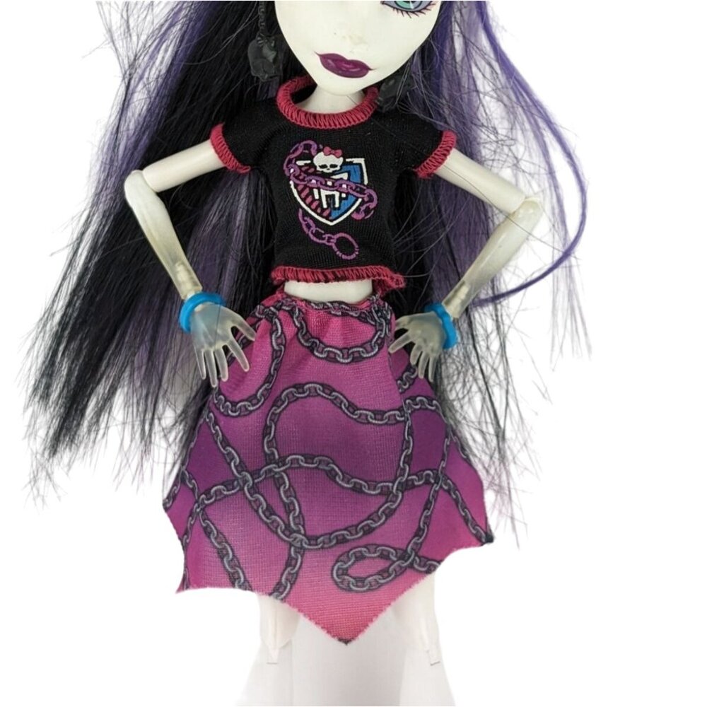 Monster High Ghoul Spirit Spectra Vondergeist (2013) #BDF10 Shoes Earrings - Picture 4 of 6